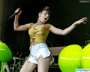Charli XCX / charli_xcx / charlignarly фото голая #2590
