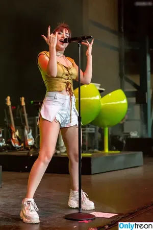 Charli XCX / charli_xcx / charlignarly фото голая #2594