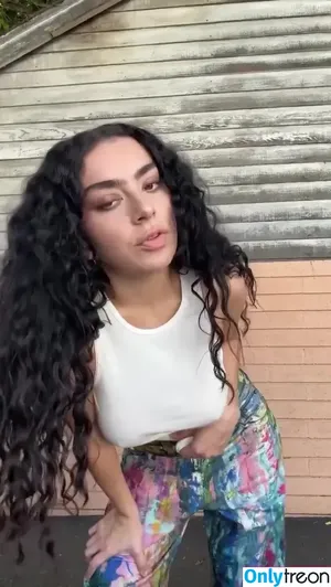 Charli XCX / charli_xcx / charlignarly фото голая #2601