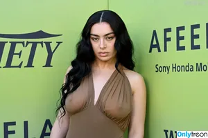 Charli XCX / charli_xcx / charlignarly фото голая #2612