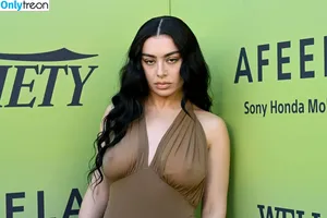 Charli XCX / charli_xcx / charlignarly фото голая #2618