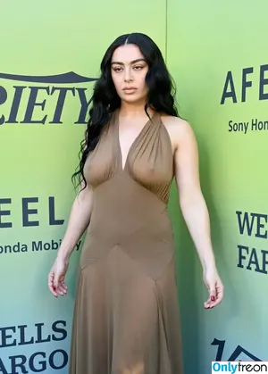Charli XCX / charli_xcx / charlignarly фото голая #2632