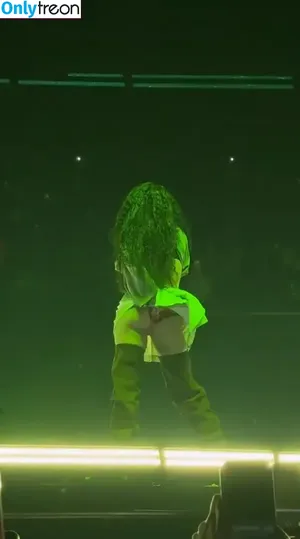Charli XCX / charli_xcx / charlignarly фото голая #2703