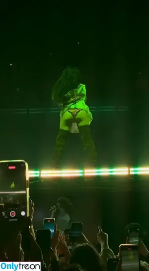 Charli XCX / charli_xcx / charlignarly фото голая #2708