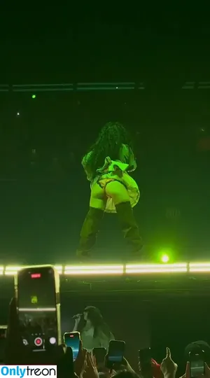 Charli XCX / charli_xcx / charlignarly фото голая #2709