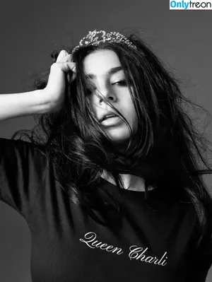 Charli XCX / charli_xcx / charlignarly nude photo #2799