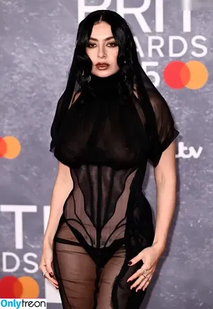 Charli XCX / charli_xcx / charlignarly nude photo #2976