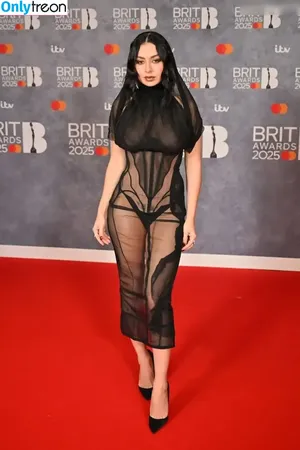 Charli XCX / charli_xcx / charlignarly nude photo #2998