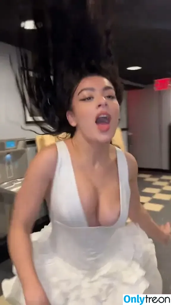 Charli XCX голая photo #2503 (charli_xcx / charlignarly)