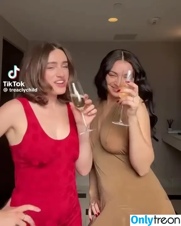 Charli XCX голая photo #2663 (charli_xcx / charlignarly)