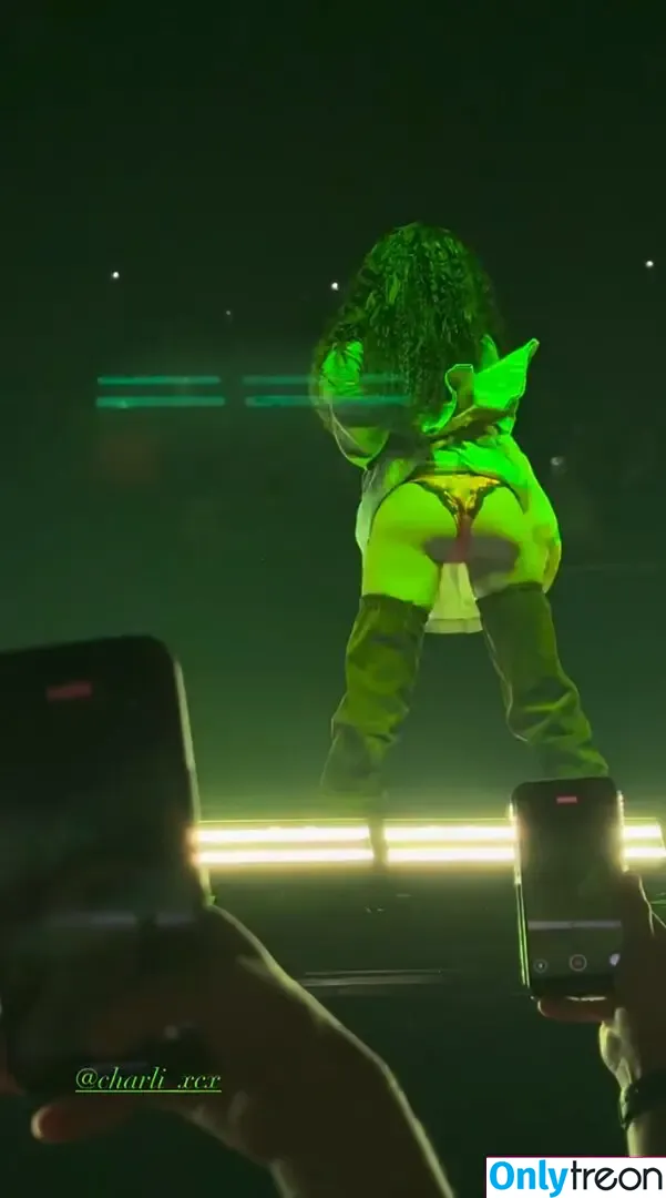 Charli XCX голая photo #2715 (charli_xcx / charlignarly)