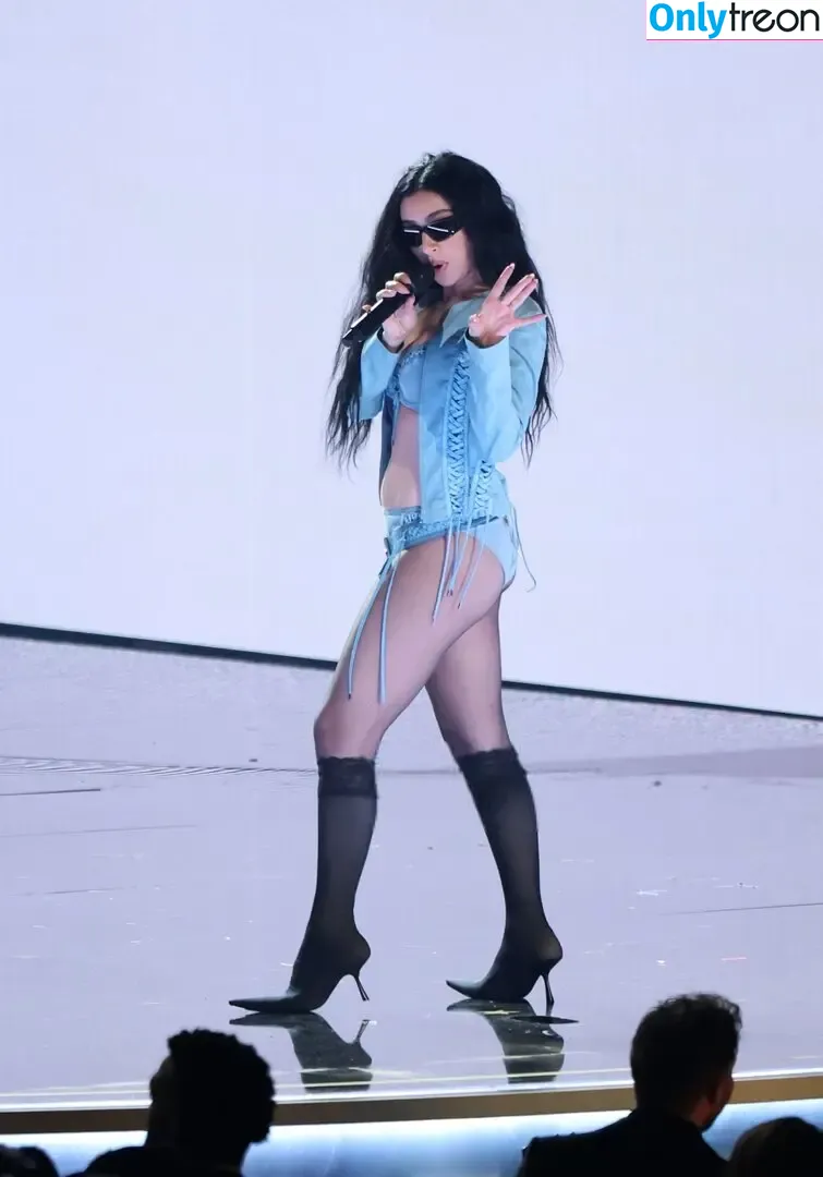 Charli XCX nude photo #2815 (charli_xcx / charlignarly)