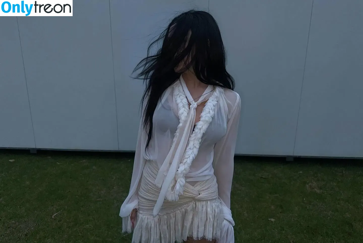 Charli XCX nude photo #2971 (charli_xcx / charlignarly)