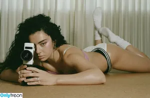 Charli XCX / charli_xcx / charlignarly nude photo #3035