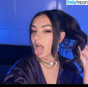 Charli XCX / charli_xcx / charlignarly фото голая #3085