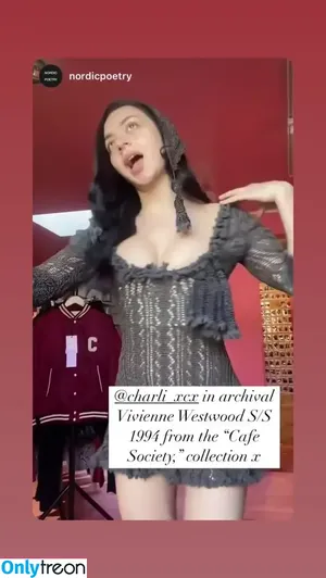 Charli XCX / charli_xcx / charlignarly nude photo #3087