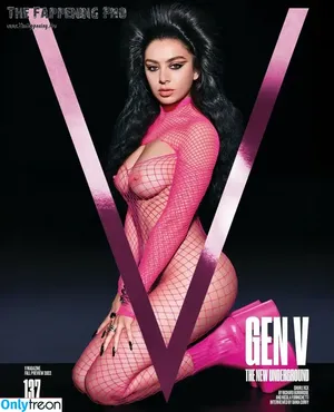Charli XCX / charli_xcx / charlignarly nude photo #3118