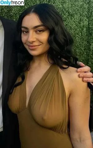 Charli XCX / charli_xcx / charlignarly nude photo #3136