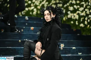 Charli XCX / charli_xcx / charlignarly nude photo #3169