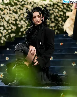 Charli XCX / charli_xcx / charlignarly nude photo #3180