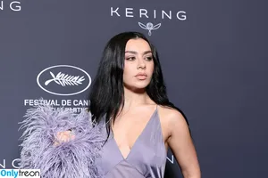 Charli XCX / charli_xcx / charlignarly фото голая #3337