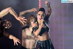 Charli XCX / charli_xcx / charlignarly фото голая #3363