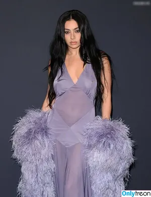 Charli XCX / charli_xcx / charlignarly фото голая #3383
