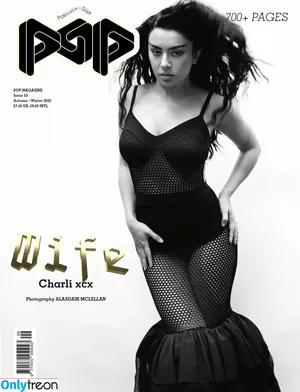 Charli XCX / charli_xcx / charlignarly nude photo #3515