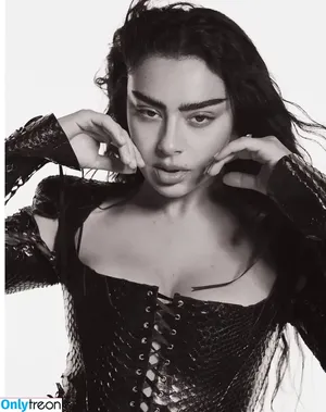 Charli XCX / charli_xcx / charlignarly nude photo #3521