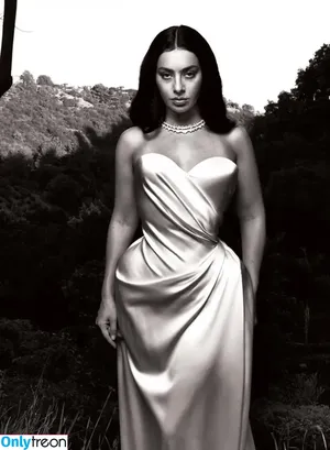 Charli XCX / charli_xcx / charlignarly фото голая #3666