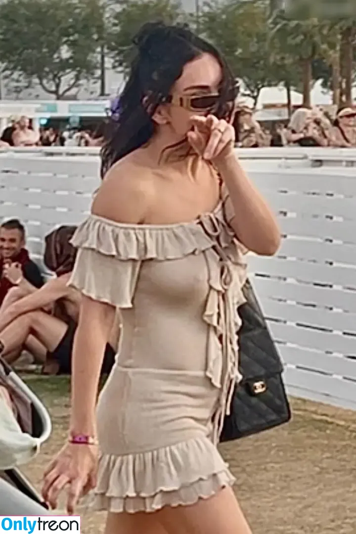 Charli XCX nude photo #3115 (charli_xcx / charlignarly)