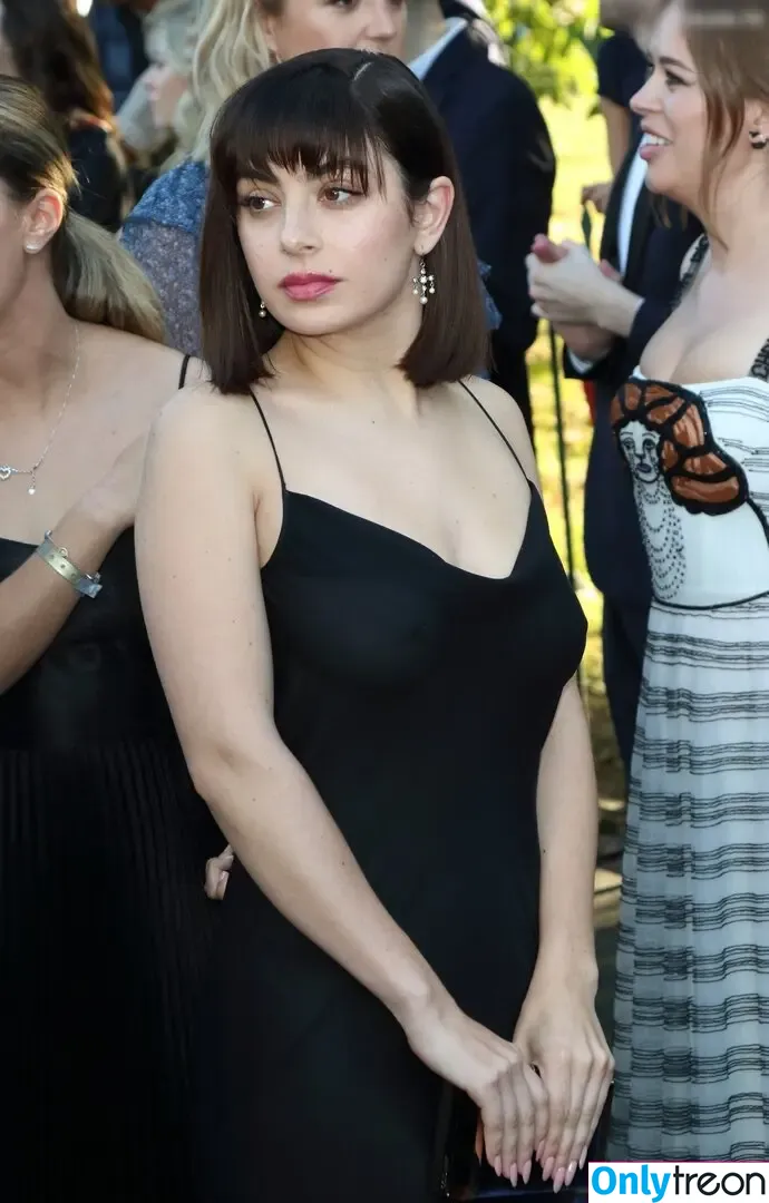 Charli XCX голая photo #3235 (charli_xcx / charlignarly)