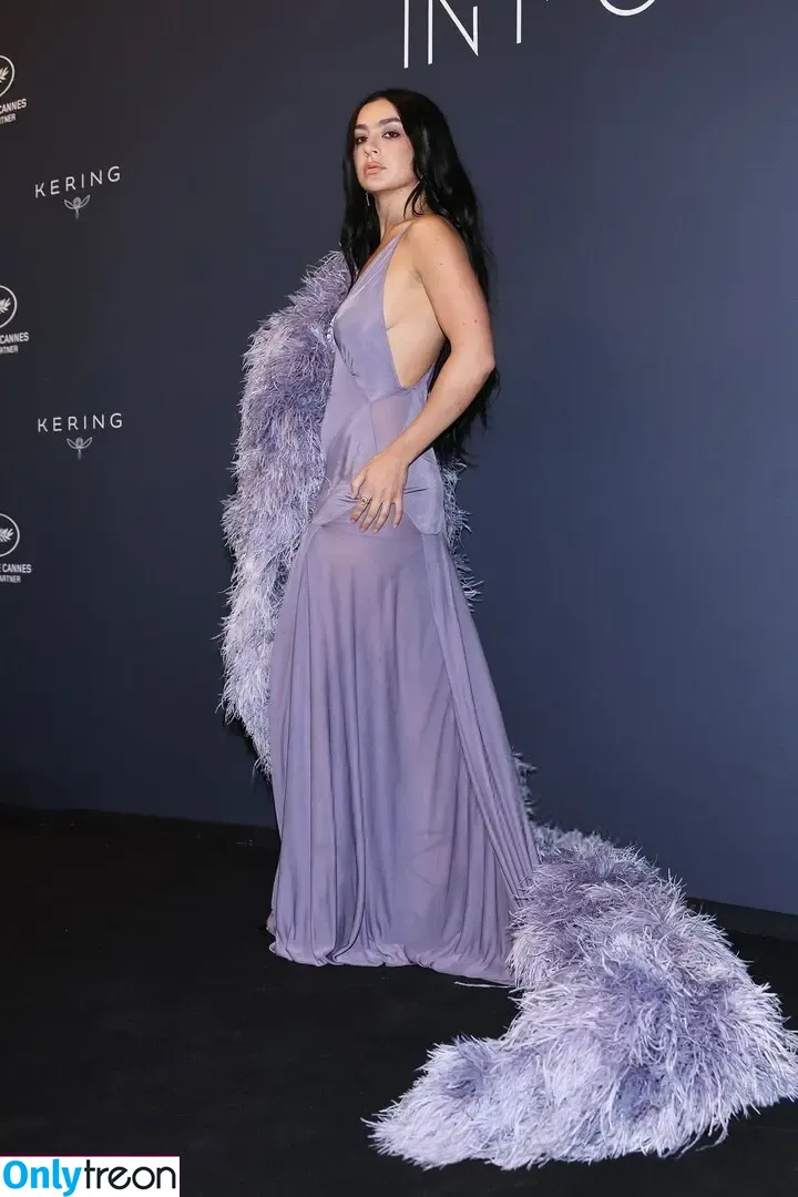Charli XCX nude photo #3306 (charli_xcx / charlignarly)