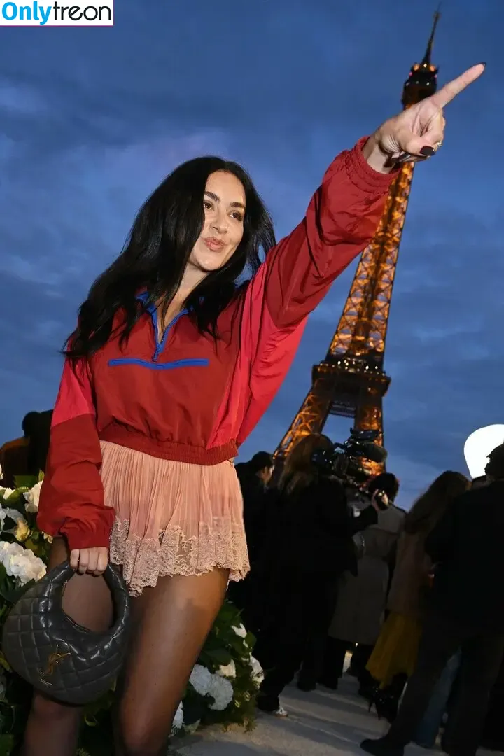 Charli XCX nude photo #3598 (charli_xcx / charlignarly)