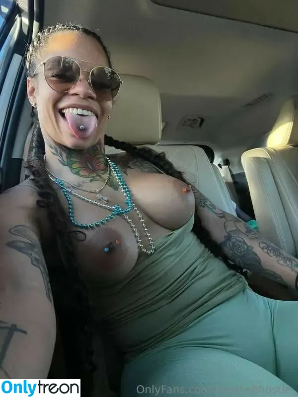 Charlie B Hustle nude photo #0025 (1charliebhustle / charliebhustle2 / charliebhustle_)
