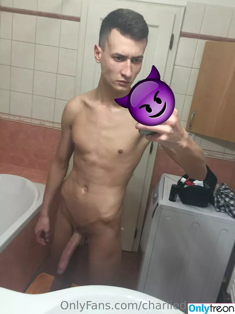 charliedeanporn голая photo #0018 (realcharliedean)