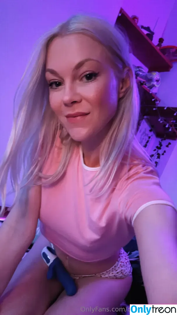 charlieflexifree голая photo #0093 (charlieflexifree)