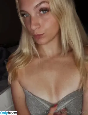 charlotte_andersonx / charlotte.andersonxox nude photo #0123