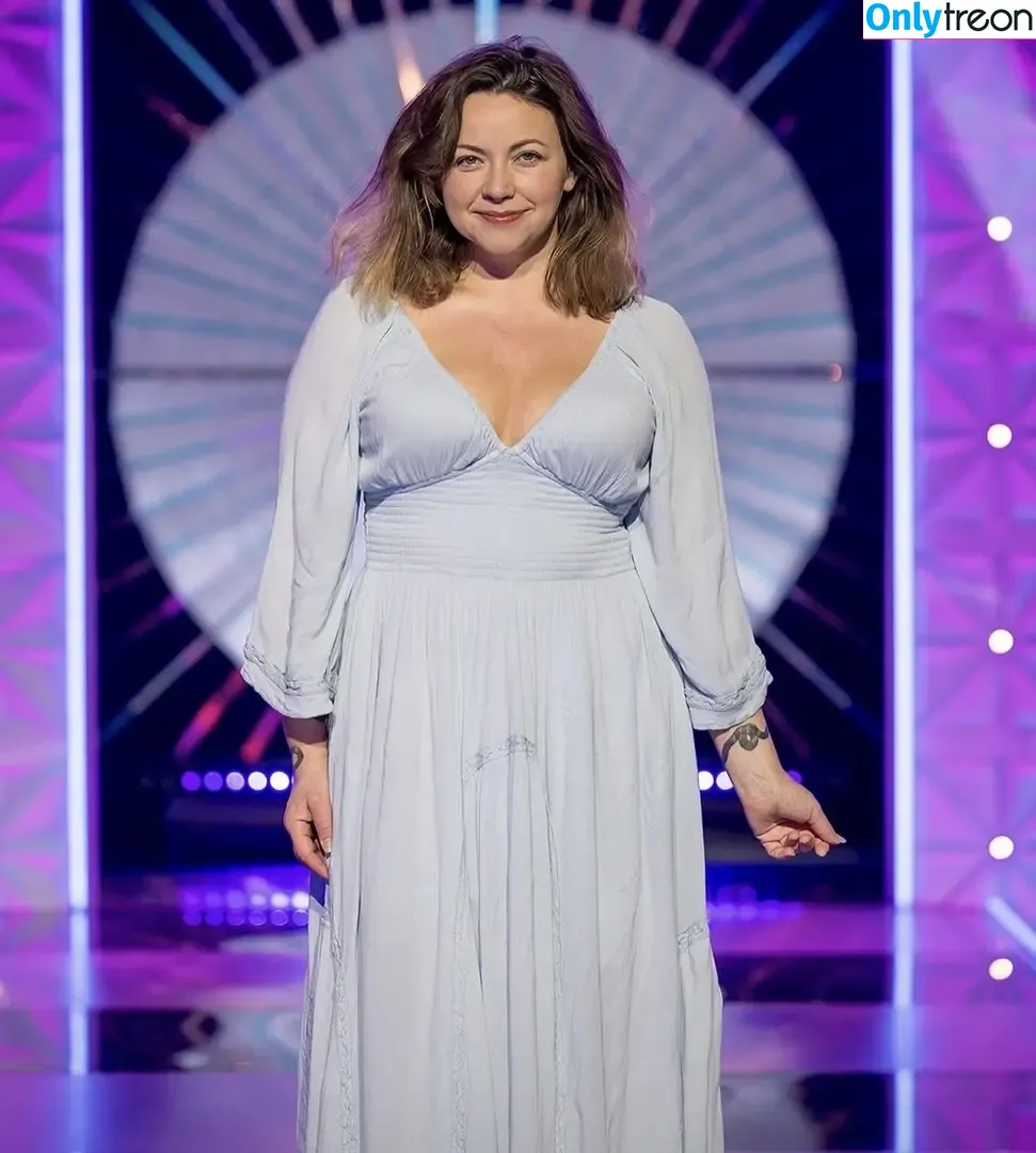 Charlotte Church голая photo #0146 (therealcharlottechurch)