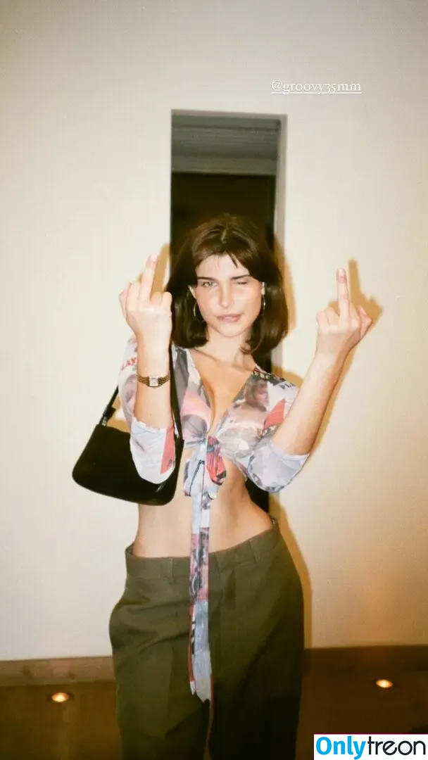 Charlotte Dalessio nude photo #0012 (Charlottedalessio)
