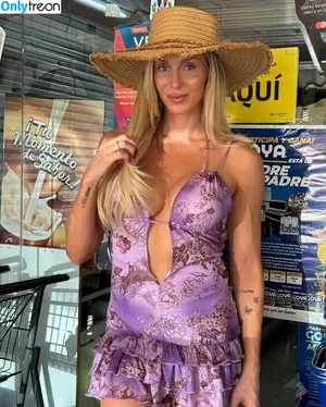 Charlotte Flair / WWE / charlottewwe nude photo #0627