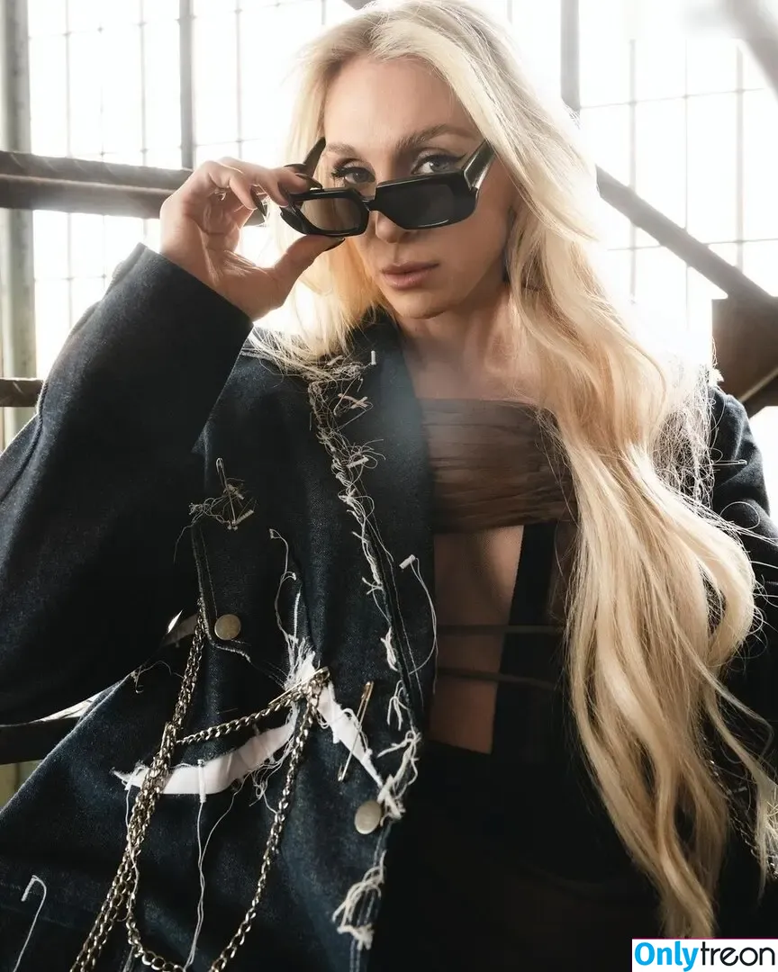 Charlotte Flair nude photo #0553 (WWE / charlottewwe)