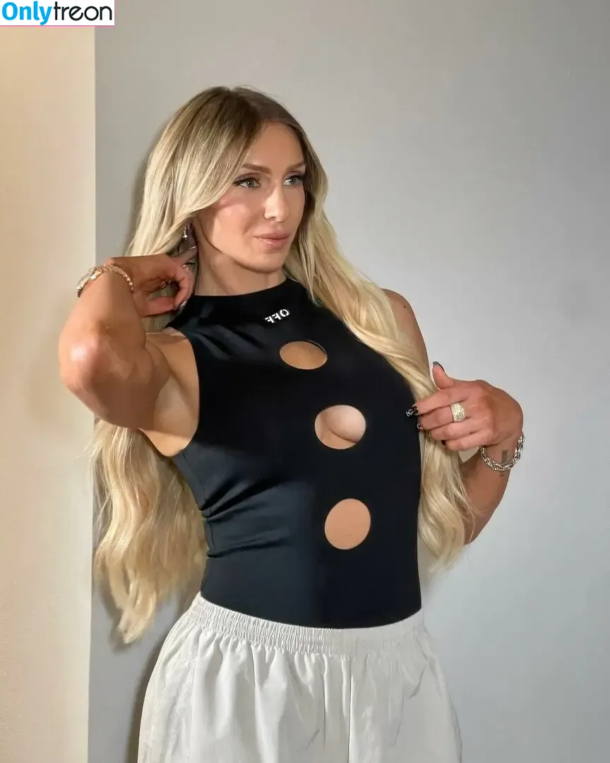 Charlotte Flair голая photo #0599 (WWE / charlottewwe)