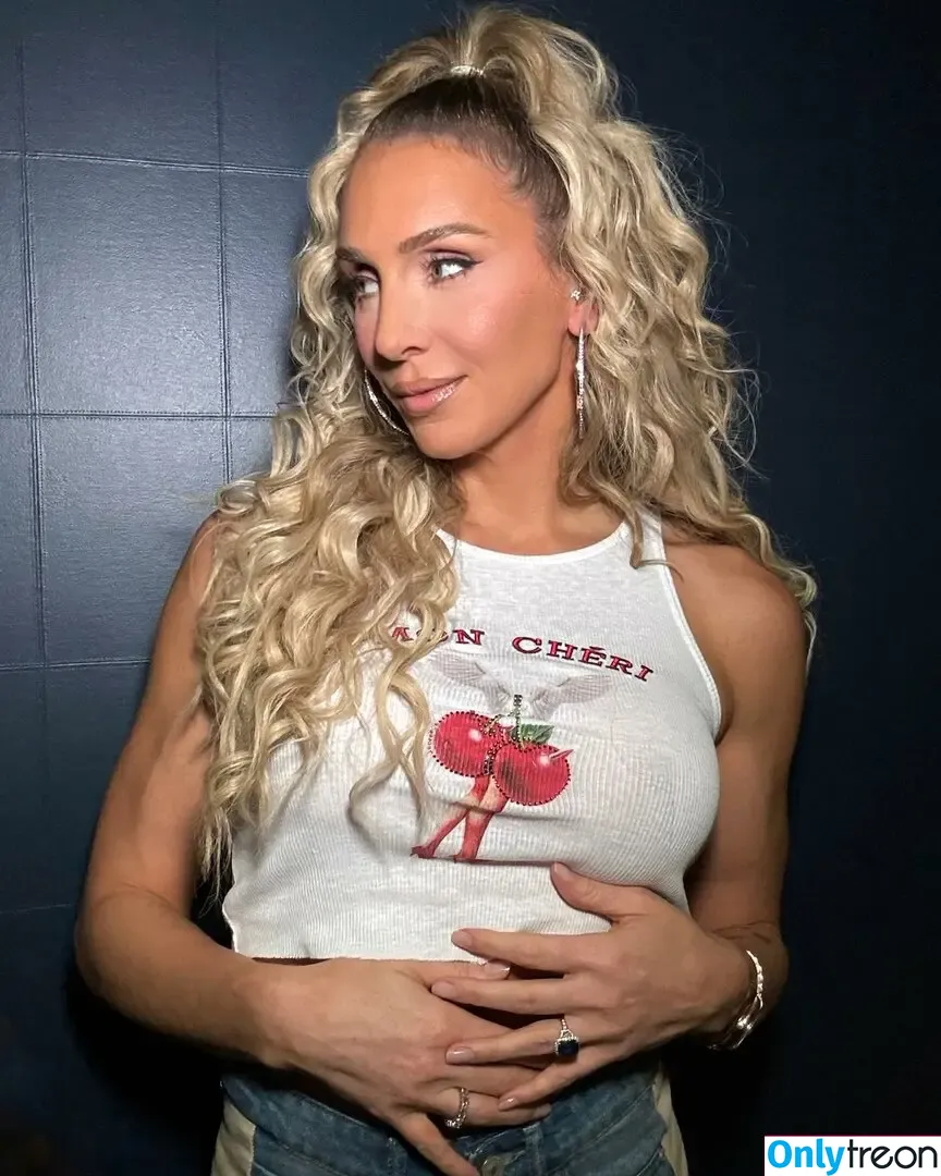 Charlotte Flair голая photo #0752 (WWE / charlottewwe)