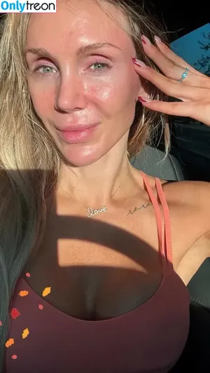 Charlotte Flair / WWE / charlottewwe nude photo #1378