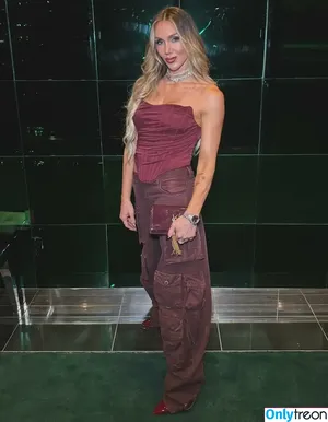 Charlotte Flair / WWE / charlottewwe nude photo #1398