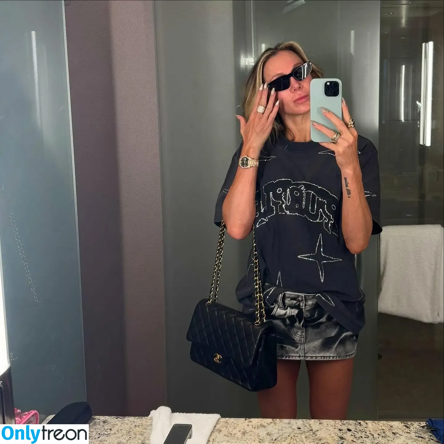 Charlotte Flair nude photo #1254 (WWE / charlottewwe)