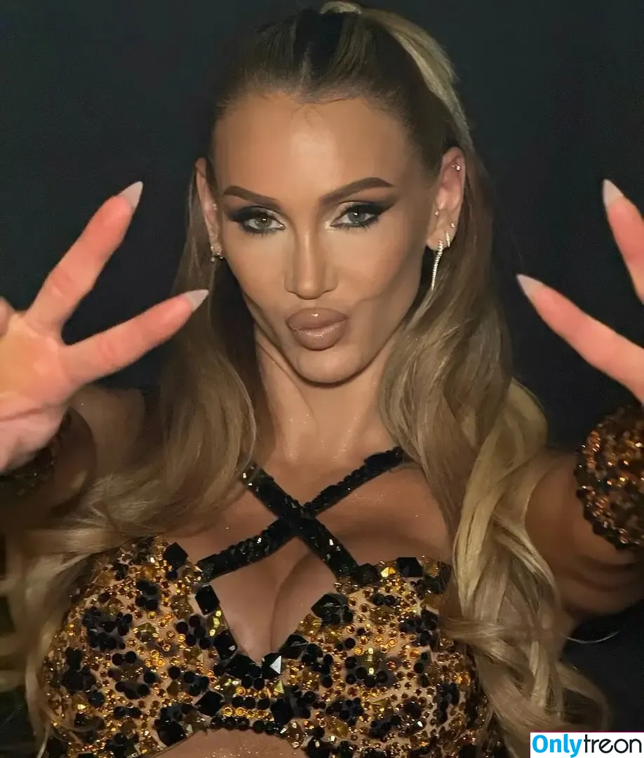 Charlotte Flair nude photo #1281 (WWE / charlottewwe)