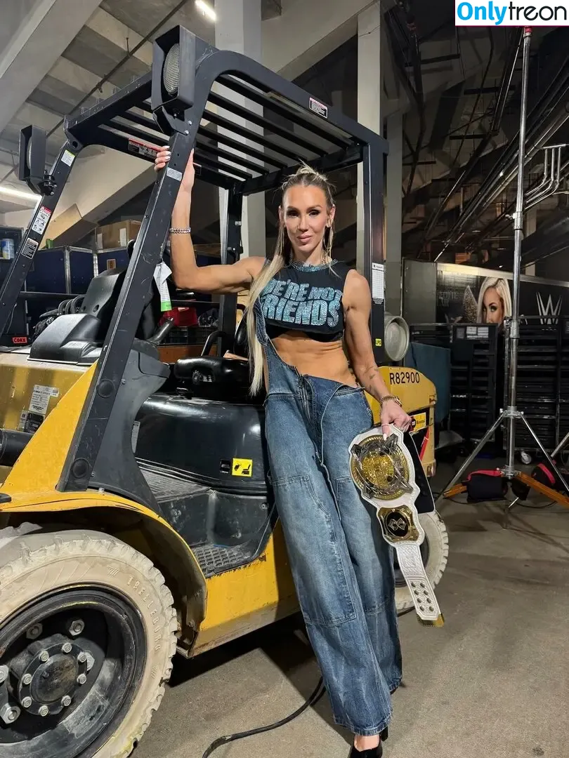 Charlotte Flair nude photo #1405 (WWE / charlottewwe)