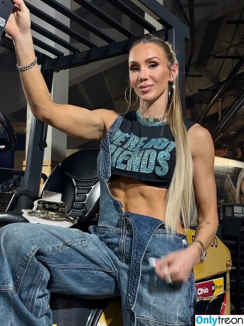 Charlotte Flair nude photo #1407 (WWE / charlottewwe)